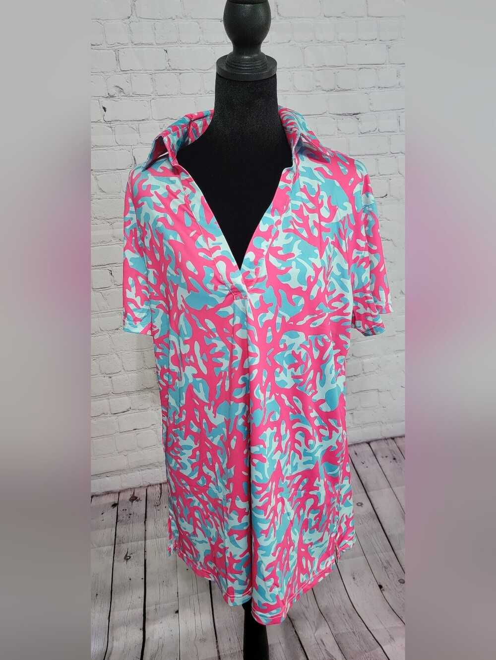Golf Gentry Vibrant Pink & Aqua Coral Print Tunic XL